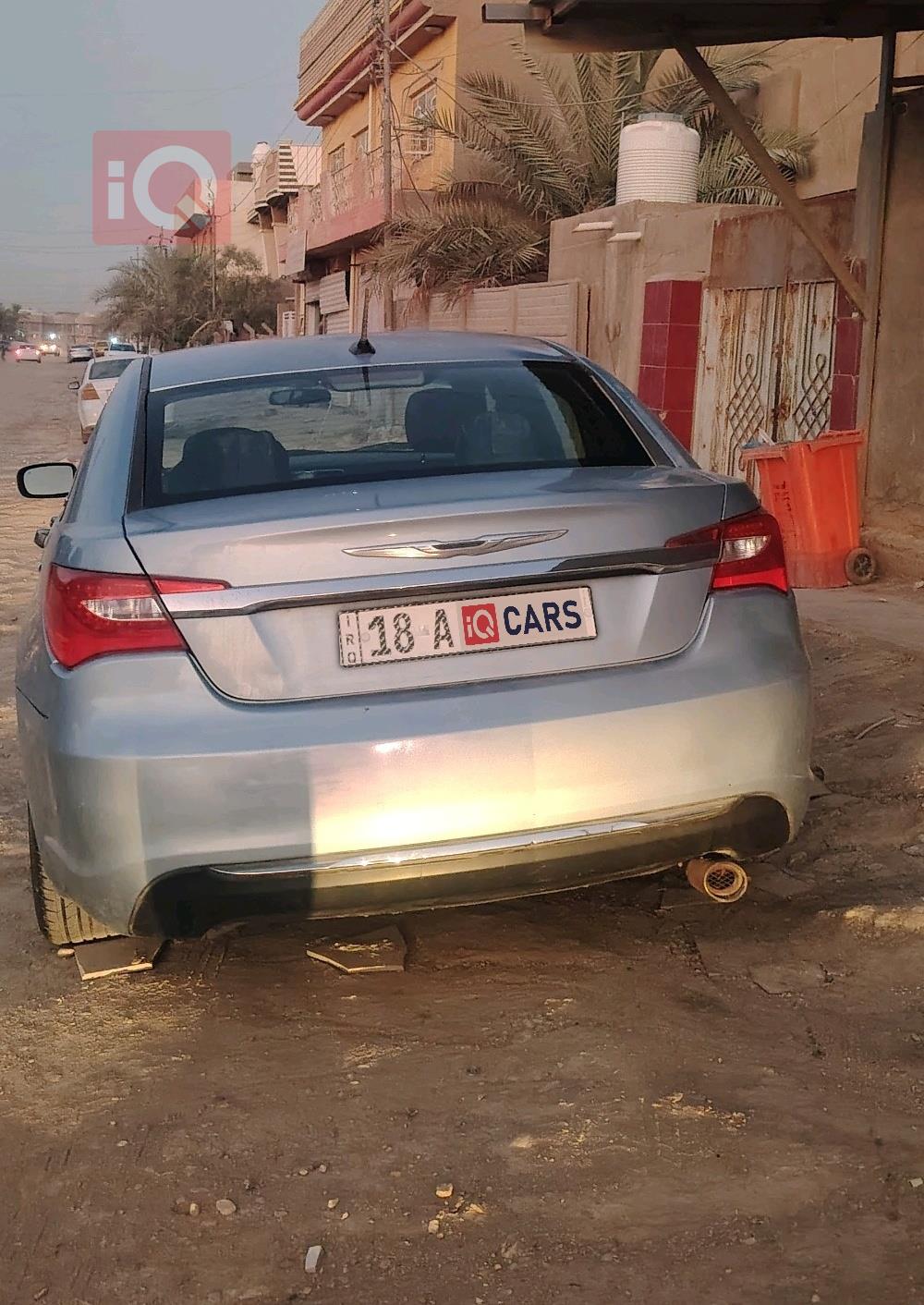 كرايسلر 200